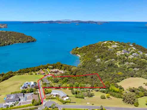 14 Kotare Place, Sandspit