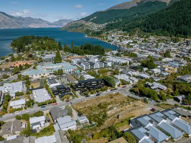 9-13 Hallenstein Street & 1 York Street, Queenstown