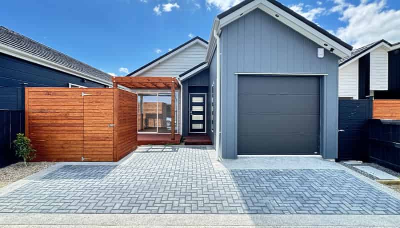 20B Kotiti Dive, Milldale