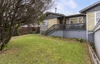 17 Howard Hunter Avenue, Saint Johns