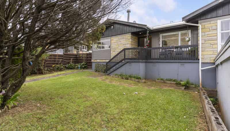 17 Howard Hunter Avenue, Saint Johns