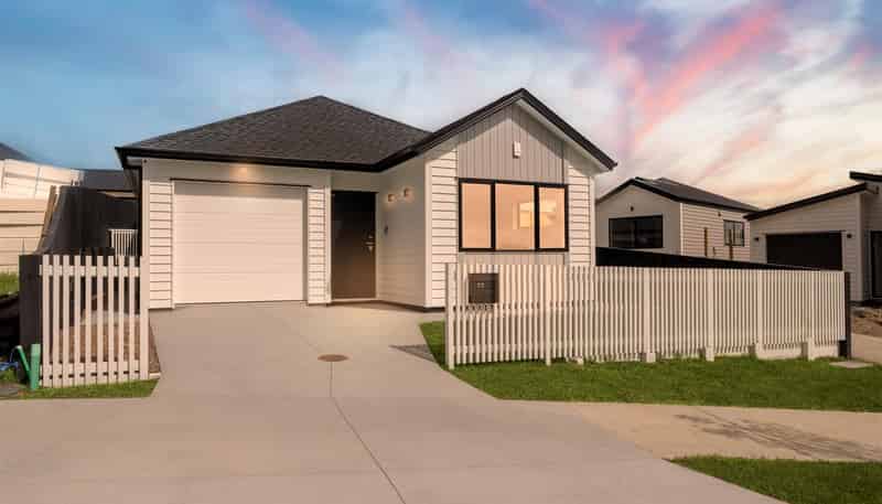  52 Whakairo Crescent, Gulf Harbour