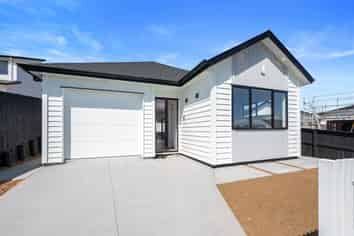  52 Whakairo Crescent, Gulf Harbour