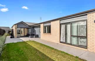 13 Lavinias Way, Chartwell