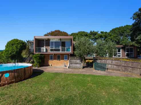 131 College Road, Edgecumbe