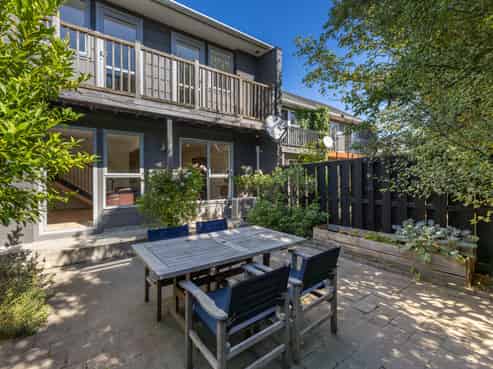 4/100 Papanui Road, Merivale
