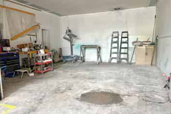 150M² INDUSTRIAL UNIT WITH VACANT POSSESSION
