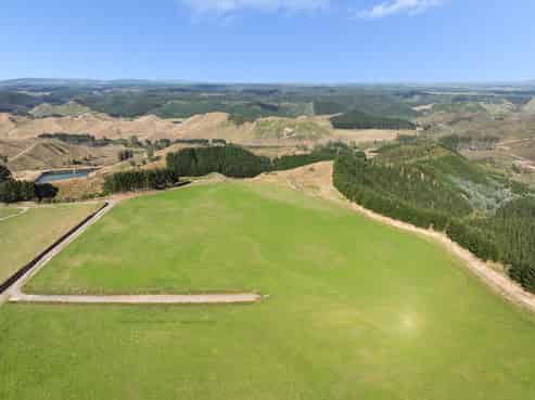  Airstrip Road, Pikowai