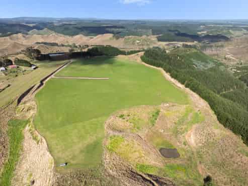 Airstrip Road, Pikowai