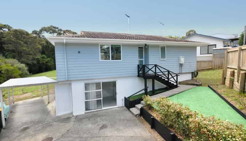 2/130 Spinella Drive, Bayview
