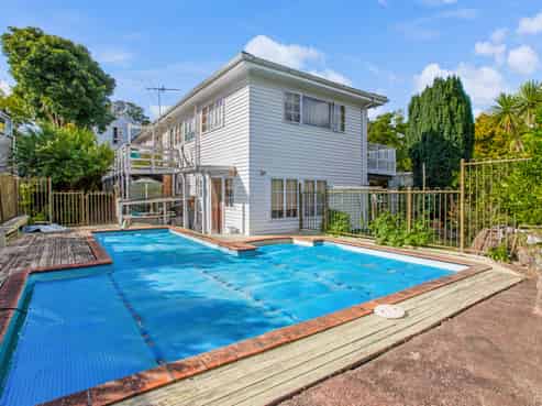 127 Taylors Road, Mount Albert