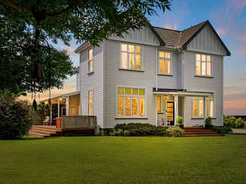 324 Norfolk Road, Carterton