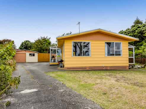 21 Scotland Street, Patea