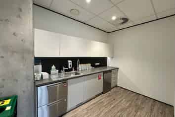 Modern Office Available In NorthWest