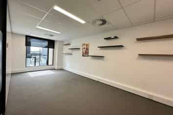Modern Office Available In NorthWest