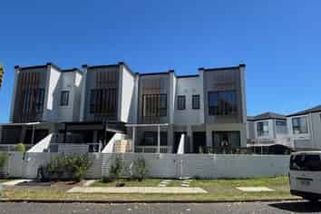 5B Glennandrew Drive, Half Moon Bay