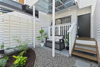 5B Glennandrew Drive, Half Moon Bay