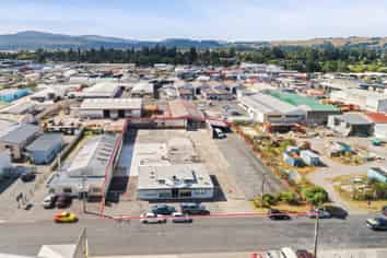 Prime strategic industrial site - Rare opportunity