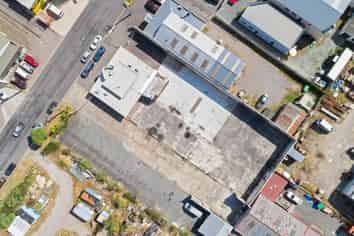 Prime strategic industrial site - Rare opportunity