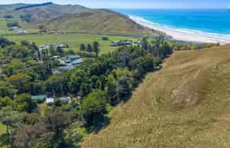 8/3382 Pourerere Road, Pourerere