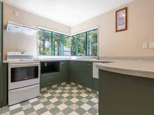 8/3382 Pourerere Road, Pourerere