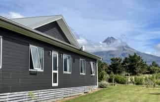 70 Peters Road, Kaimiro