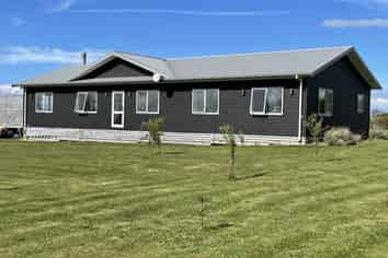 70 Peters Road, Kaimiro