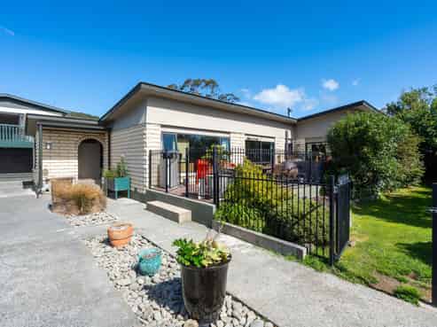 878 Harington Point Road, Harington Point