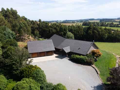 741 Waimea Valley Road, Mandeville