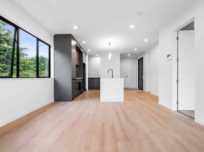 24C Scarlock Avenue, Browns Bay