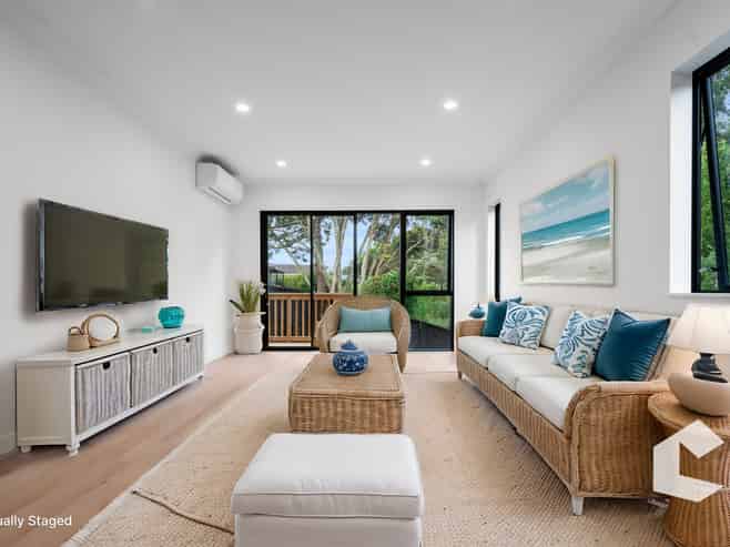 24C Scarlock Avenue, Browns Bay