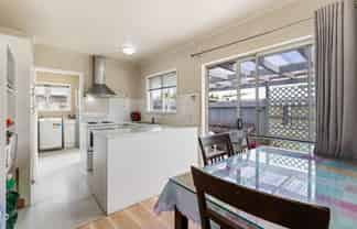 1/21 Rollerson Street, Papakura
