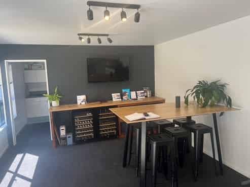Woolston Warehouse With Tidy Office/Showroom