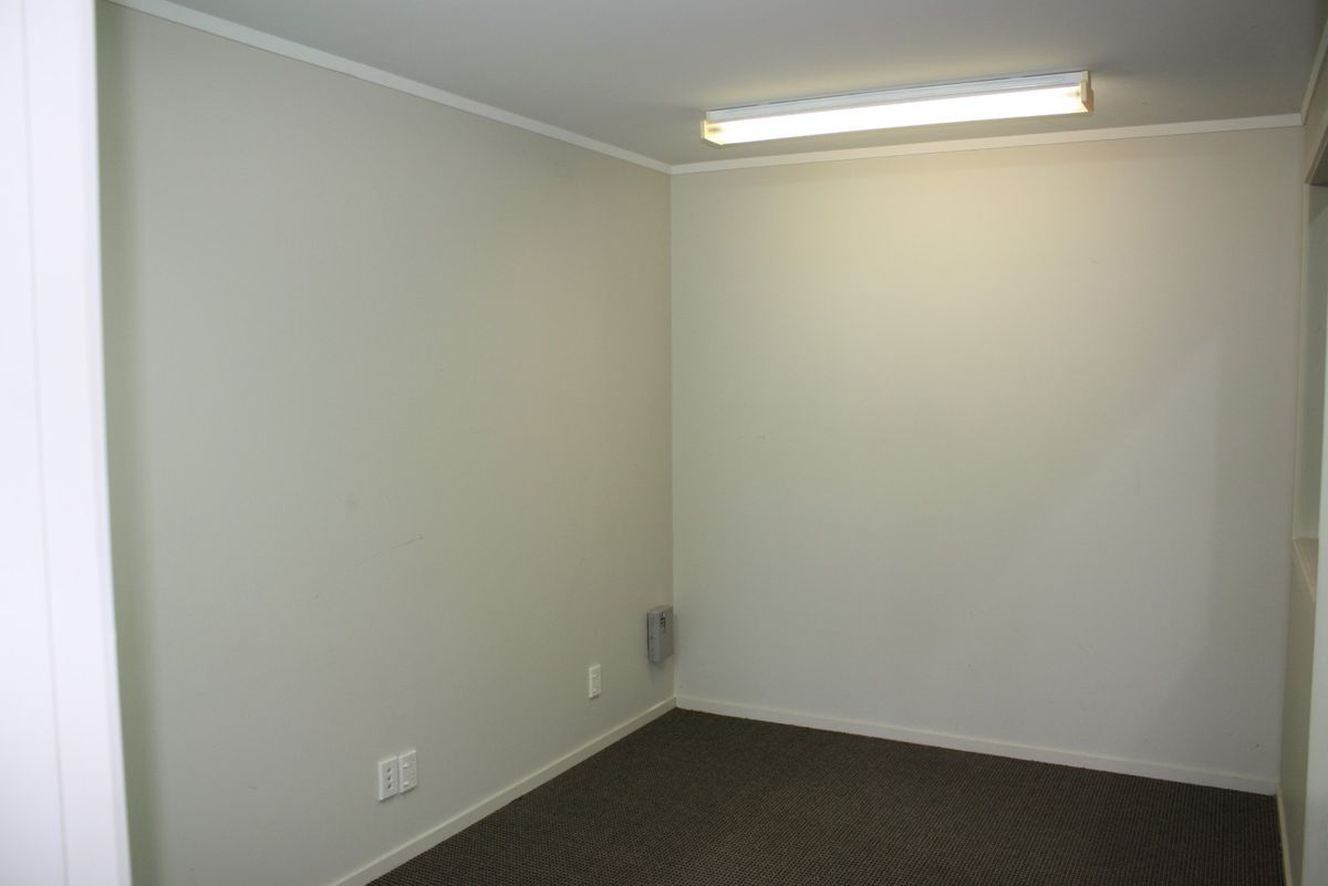 Key position in Paraparaumu - Vista 6