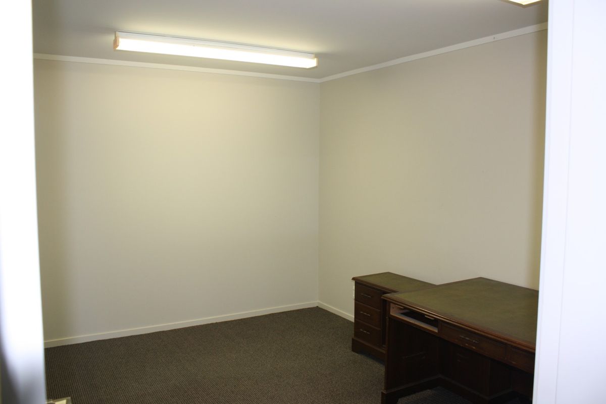 Key position in Paraparaumu - Altro