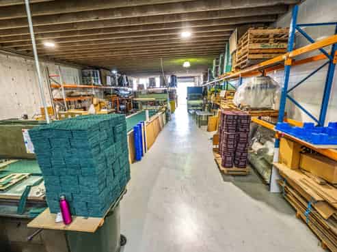 96% warehouse - industrial workhouse 