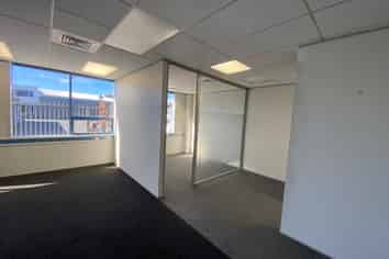 Tidy office space in Te Rapa