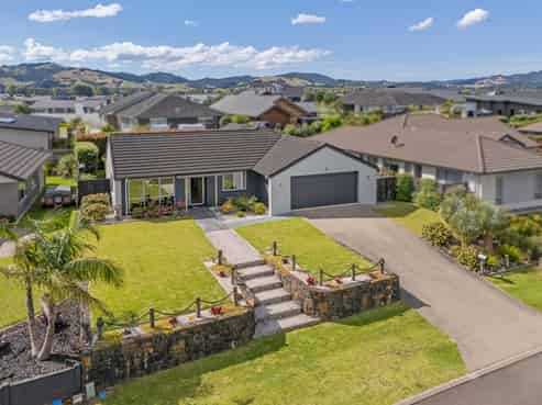40 Leeward Drive, Whitianga