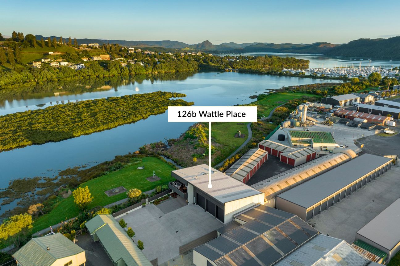 Commercial & Residential Investment at the Beach - Visning 3