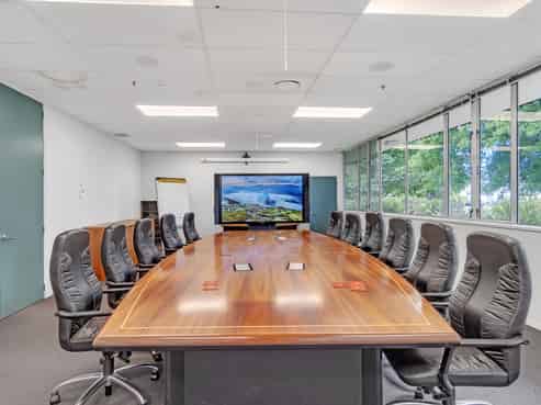 Large scale offices