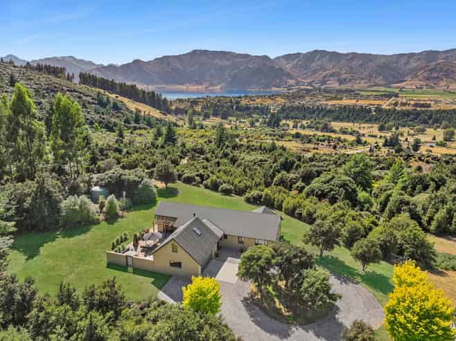 1091 Lake Hawea - Albert Town Road, Lake Hawea