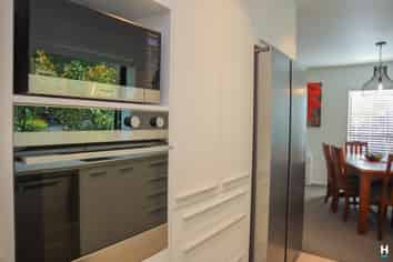 54 Power Road, Karoro
