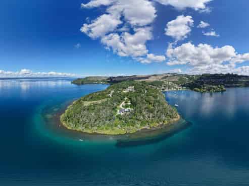 32 Parawera Drive, Acacia Bay