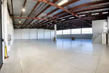 Tidy & Versatile 905m2 Industrial Unit | Pakuranga