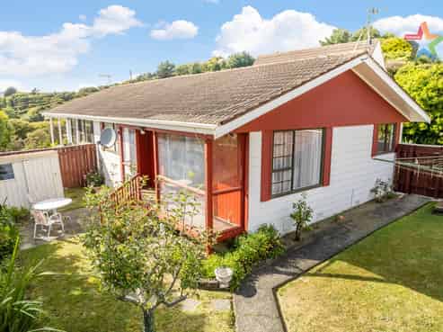 212a Staithes Drive South, Whitby