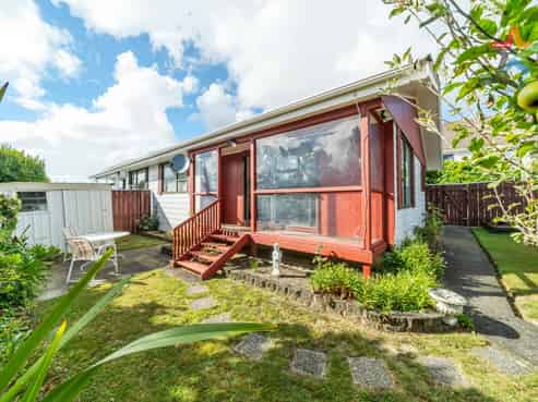 212a Staithes Drive South, Whitby