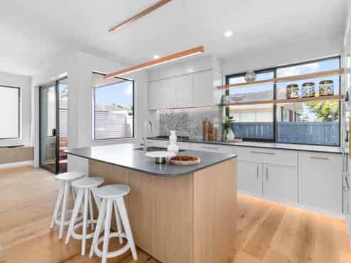 28 Kowhatu Road, Greenlane