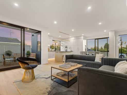 28 Kowhatu Road, Greenlane