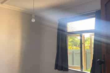 Manawatu / Whanganui - Address withheld