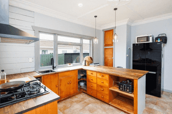 Manawatu / Whanganui - Address withheld